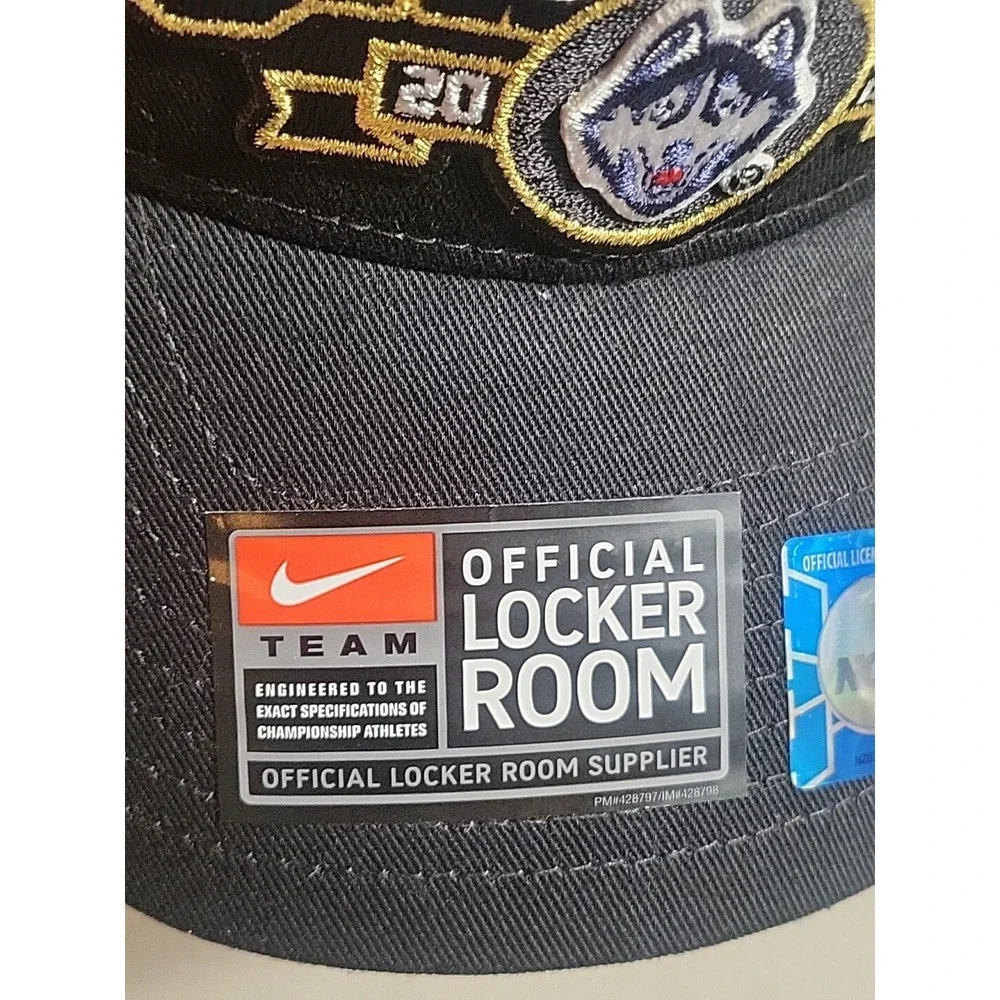 NIKE UConn Huskies 2024 Mens Basketball National Champions Locker Room Hat